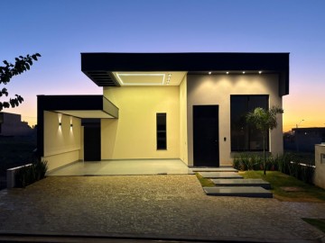 Casa térrea no Condomínio Quinta da Mata 2