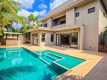 Sobrado Exclusivo no Condom�nio Residencial Verona