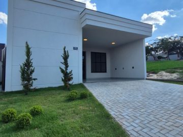 Casa trrea no Terras de San Pedro - Praa das Estrelas