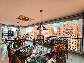 LUXO, VISTA E EXCLUSIVIDADE! Conhe�a essa cobertura �nica!